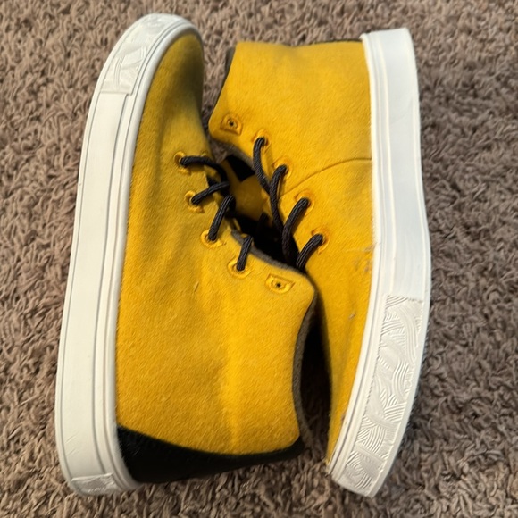 Brand new never worn, bright yellow with gray accent lace up booty! - Picture 4 of 8